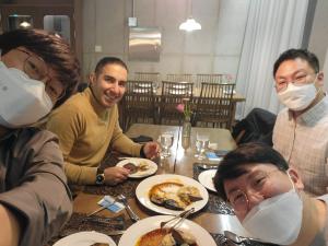 A farewell dinner with Tae-Ha 이미지